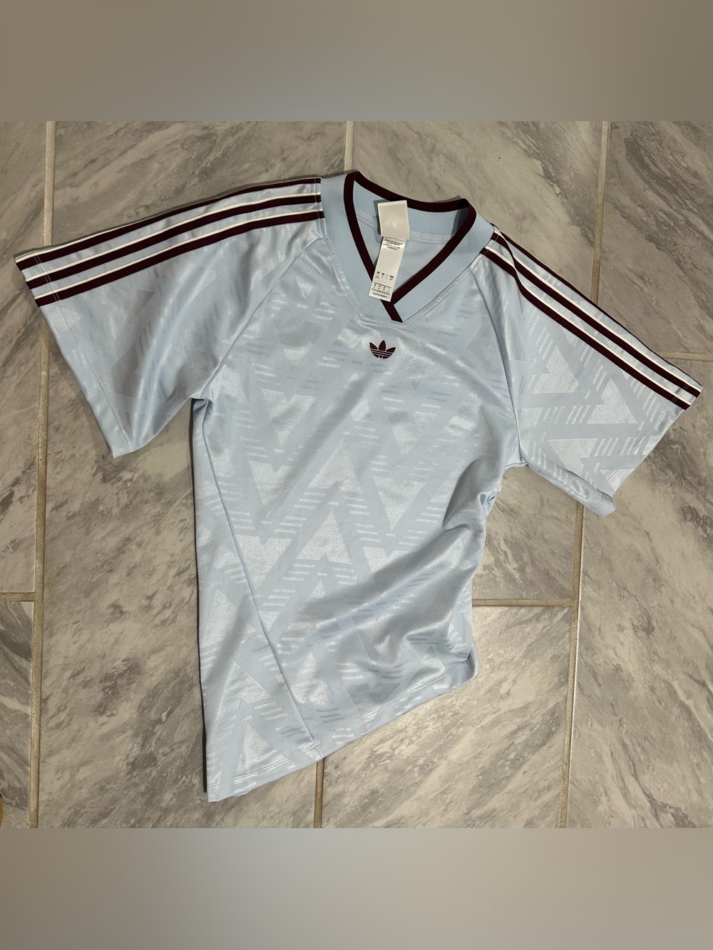 NWOT Adidas Womens Blue Rouched Foot Ball Jersey Size Small